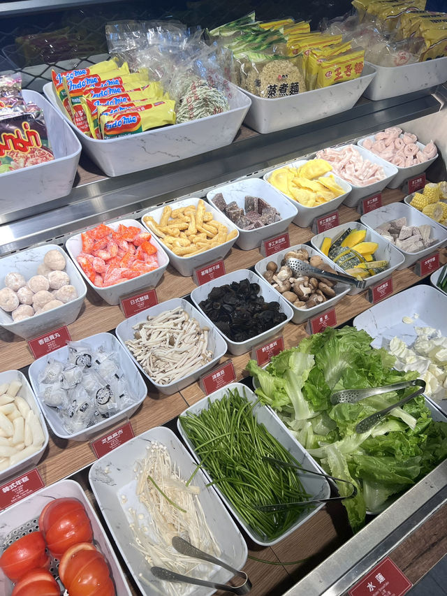 麻辣火鍋吃到飽