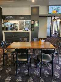 🇦🇺 Experience Relaxed Dining in Aspley, Queensland, Australia