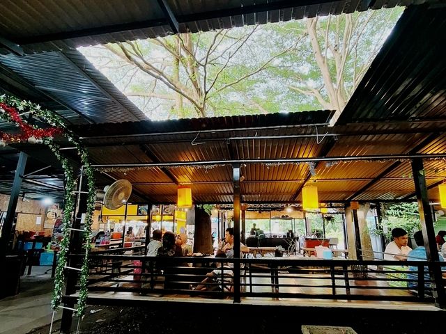 ร้านดี ที่นรา "วัง ทะเลเผา" 🍗🍜