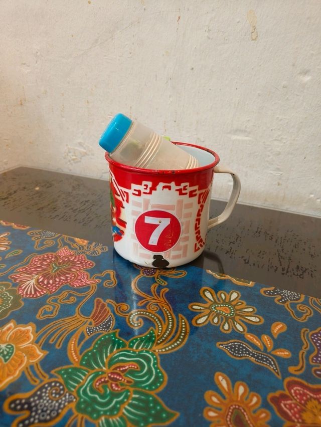Savoring Tradition at Loong Fong Café