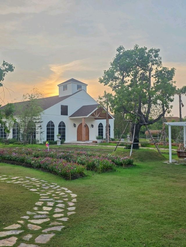 คาเฟ่สวนดอกไม้ฉะเชิงเทรา