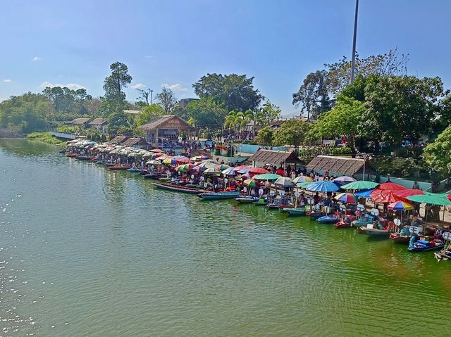 🛶 Khlong Hae Floating Market: A Backpacker’s Guide to Food & Fun!