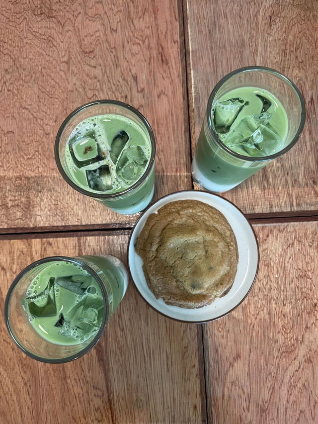 Blacky Coffee – A Hidden Gem with Matcha Magic & Cozy Minimalism
