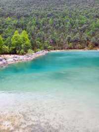 Blue Moon Valley: Where Nature Shows Off in Style