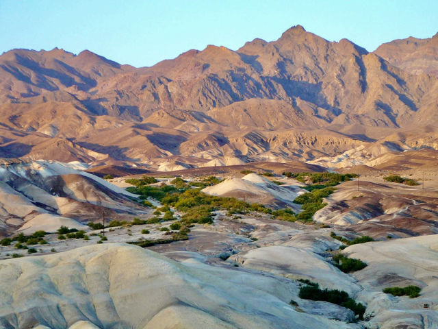 Walking Through Time in Death Valley’s Vast Landscape