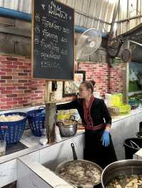 ร้านเฝอ🍜ที่คนเวียงจันทน์ในพื้นที่แนะนำว่าต้องมา