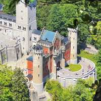 Who says fairytales aren’t real? ✨🏰 The real-life Sleeping Beauty Castle!