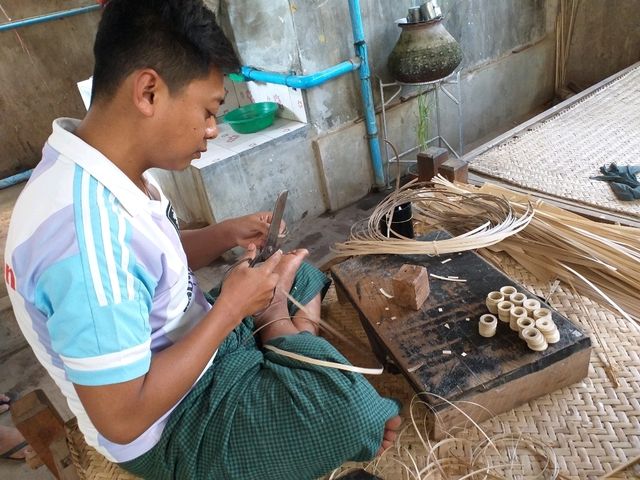 ミャンマーバガンで漆工房見学