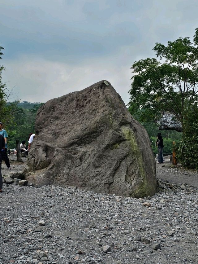 adventure jeep route to pantai timang