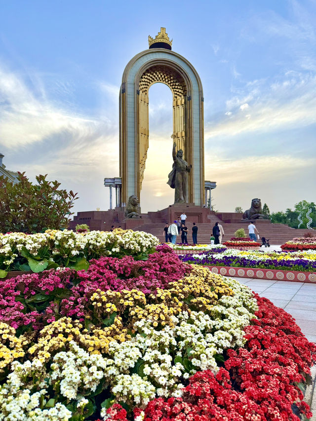 A Day in Dushanbe for Under $10 – Parks, Cafés & Local Vibes