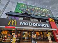 🍔🌊 "McDonald’s บางแสน – เบอร์เกอร์ไก่ริมทะเล