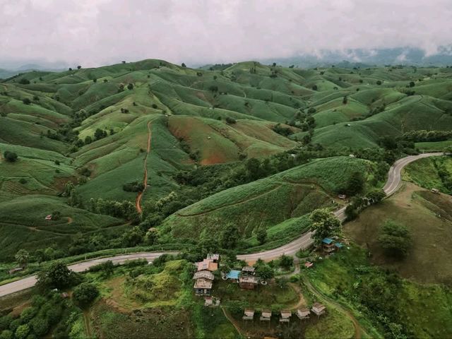 ขับรถเที่ยวหน้าฝน… ชมวิวถนนลอยฟ้า​ 