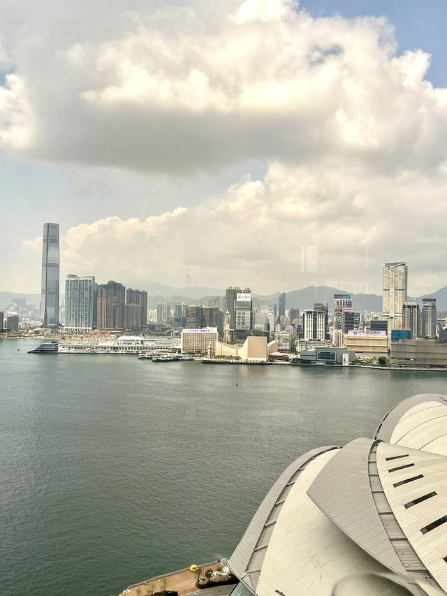 香港君悦酒店-享負盛名,盡覽維港兩岸的奢華酒店 香港君悦酒店-享負盛名,盡覽維港兩岸的奢華酒店