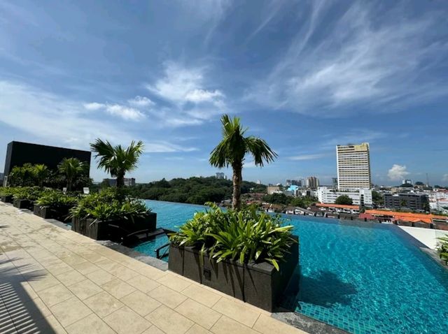 “Courtyard by the Strait – Melaka’s Modern Riverside Retreat”