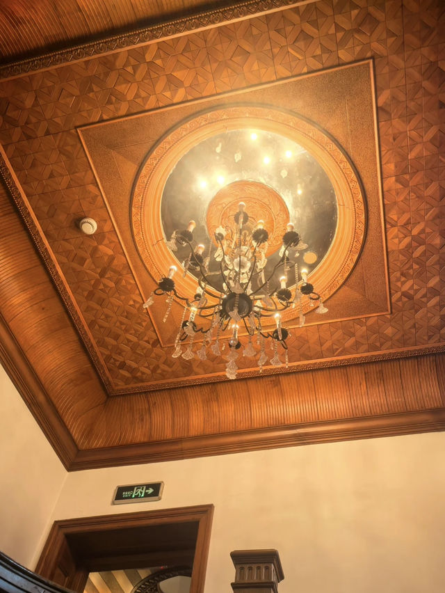 A Budget-Friendly Architectural Treat – Hengshan Moller Villa, Shanghai