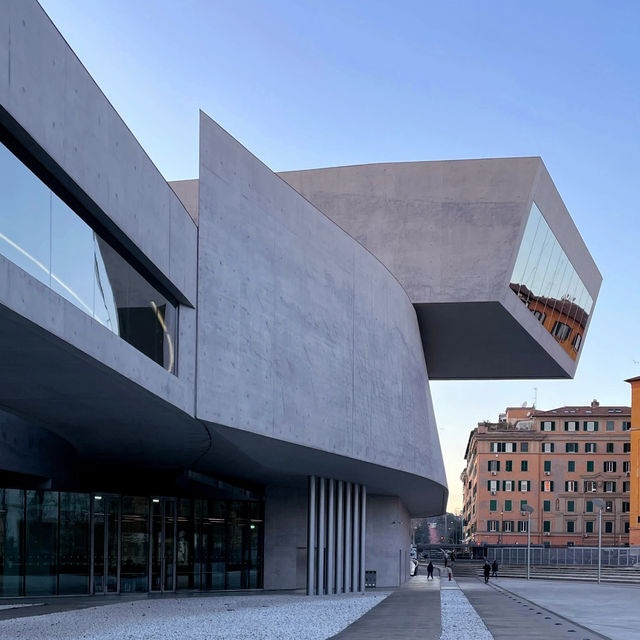 Rome's Contemporary Art Haven: Get Your Money's Worth with 7 Exhibitions! 🎨🏛️