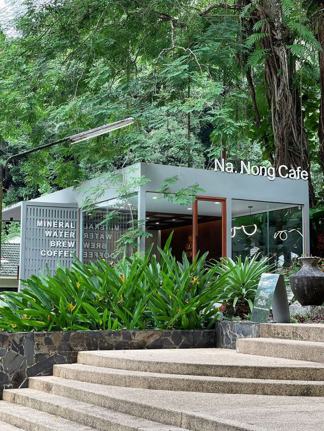 ณ.ณอง คาเฟ่ (Na Nong Cafe)