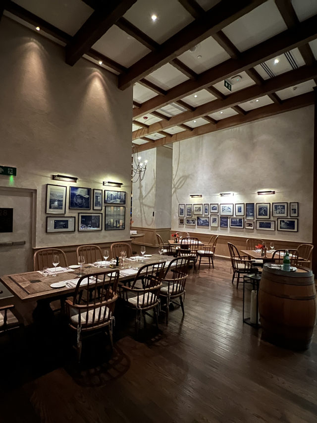 🍷✨ A Hidden Slice of Italy in Bangkok – Anniversary Magic at Attico ❤️