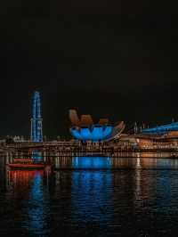 EXPERIENCE LIFE BENEATH THE WAVES IN THIS YEAR’S I LIGHT FESTIVAL! 💡🌊