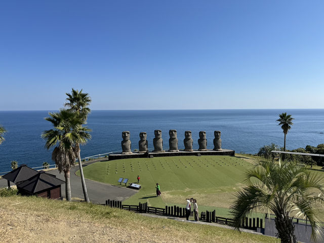 🗿 Moai Statues by the Sea – Our Fun Day at Sun Messe Nichinan