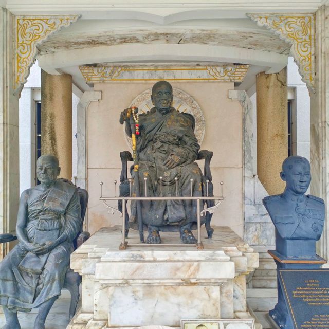ฟังธรรม ดูธรรมชาติ ไหว้หลวงพ่อปัญญา