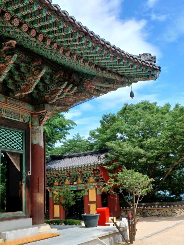 사찰 산책을 추천해요