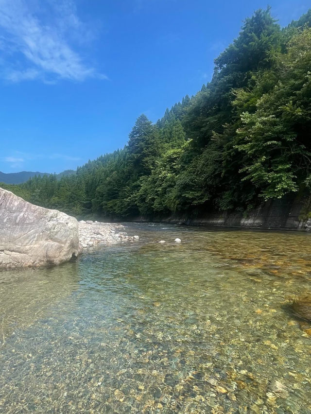 岐阜｜板取川  透明度抜群、“秘境の清流”で癒しのひとときを——