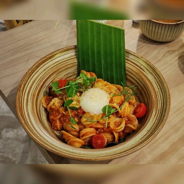 尖沙咀隱世高人氣泰菜cafe😋