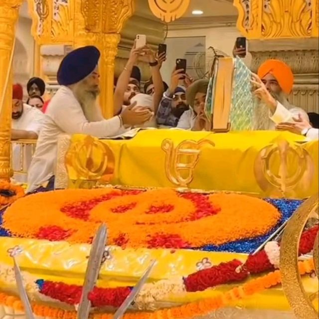 Golden Temple, Amritsar – A Place Where Peace Touches the Soul ✨