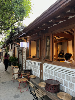 Anguk Station Hanok Cafe, Recommended Dating Spots in Jongno
