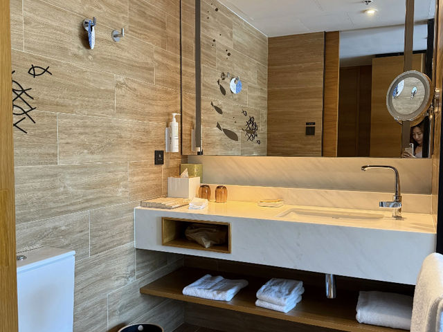 Grand Convenience: My Stay at Hong Kong Ocean Park Marriott Hotel! 🇭🇰🏨