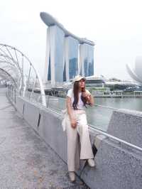 The Helix Bridge สะพานเหล็ก DNA สิงคโปร์