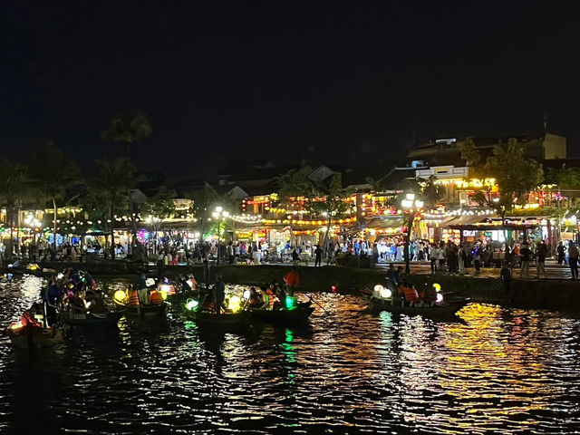 🟡✨ Hoi An Old Town – Vietnam’s Lantern-lit Heritage Gem