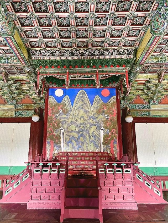 Changdeokgung Palace – A Peaceful Escape in Seoul