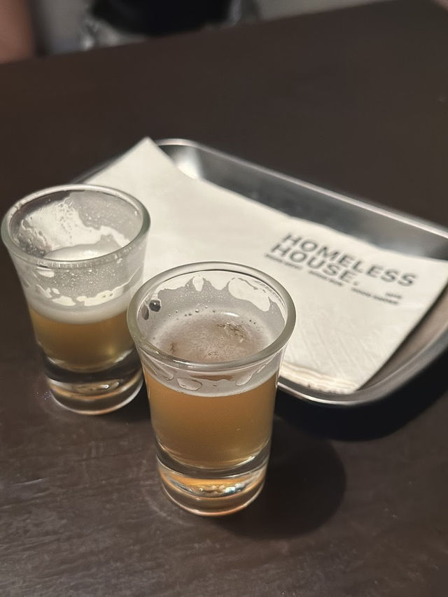 I’m Homeless Bar & Grill, Western Comfort with Rock & Ribs in Hat Yai