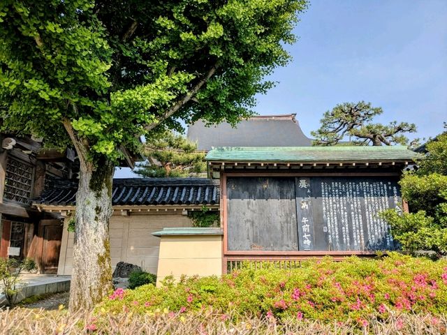 金澤 | 東本願寺金澤別院，是石川縣最具代表性的寺廟之一