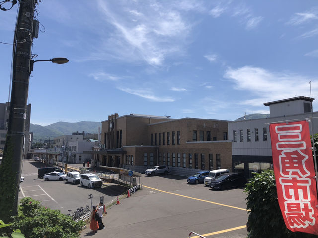 小樽のレトロな駅舎🚂と新鮮な海産物🦀🐚🐟 【とっても素敵🥰💖】