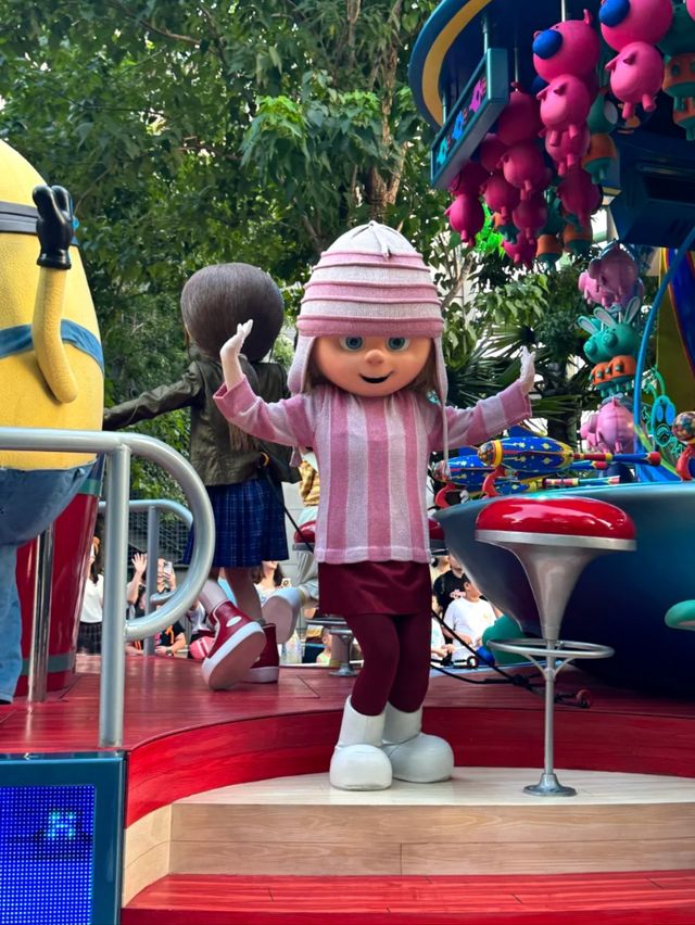 Say Cheese! The Ultimate Photo Guide to Universal Studios Beijing