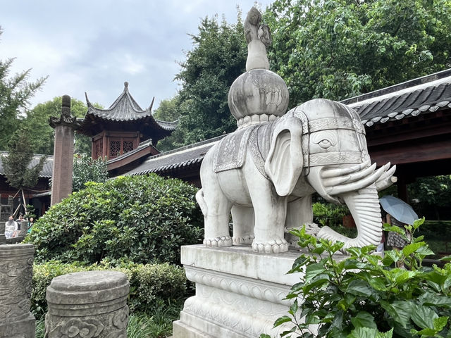 🕊️ Find Peace at Wenshu Monastery (文殊院), Chengdu’s Spiritual Heart