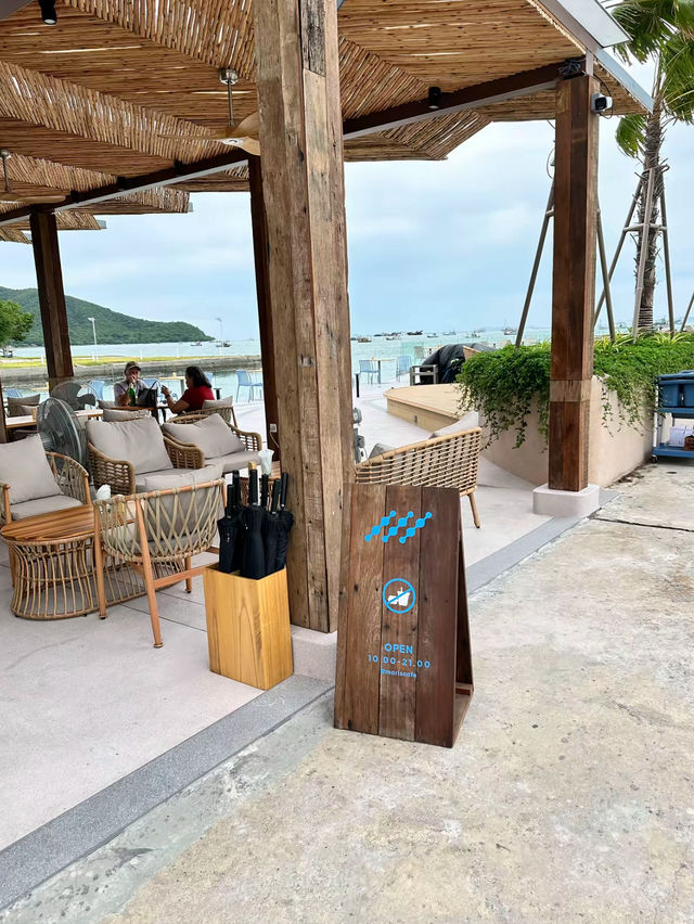Maris Cafe บางเสร่ คาเฟ่ริมทะเลสุดชิลวิว 360°