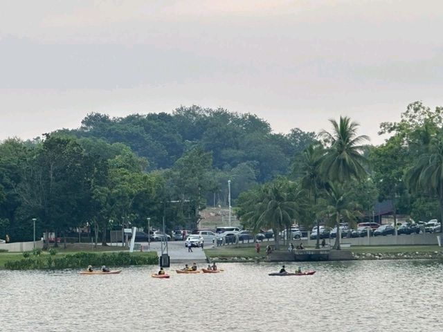 Splash into Serenity at Pusat Rekreasi Air Putrajaya!🌊🌿