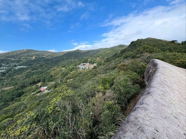 Longchuan Rock Was Like a Nature Playground with Cool Views