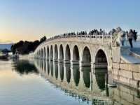 Stone, Water, and Majesty – The Iconic Seventeen-Arch Bridge of the Summer Palace