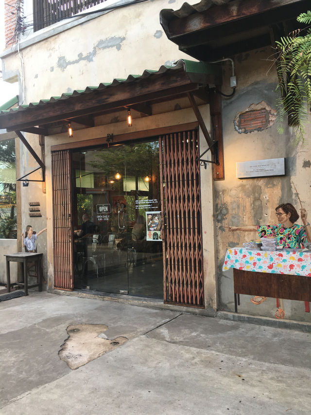 รีวิว The vector cafe คาเฟ่คลาสสิคในขอนแก่น รีวิว The vector cafe คาเฟ่คลาสสิคในขอนแก่น