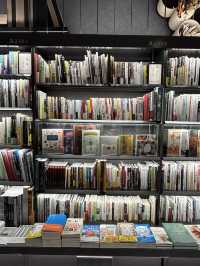 【東京・麻布台ヒルズ】京都の「大垣書店」初の東京店