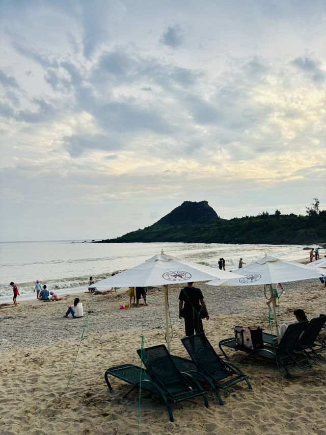 🌴 墾丁小灣海水浴場：最愜意的南國海角秘境