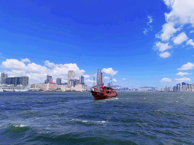 夏日香港遊：維港遊船