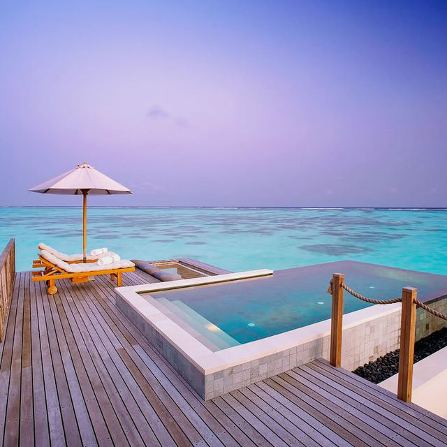 Castaway in Style