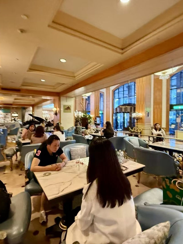 高雄漢來飯店(大堂鋼琴酒吧)的下午茶.很悠閑.很暇在意.起士蛋糕(非吃不可) 高雄漢來飯店(大堂鋼琴酒吧)的下午茶.很悠閑.很暇在意.起士蛋糕(非吃不可)