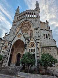 ⛪ 소예르 마을의 심장, 산 바르토메우 성당 ⛪